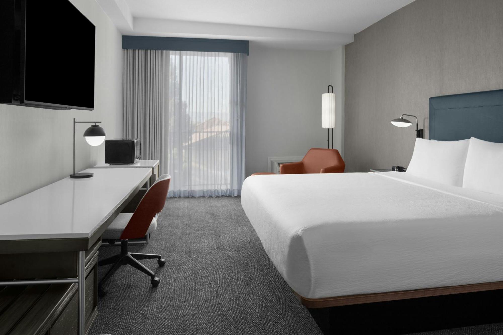 Hotel Courtyard San Jose Airport Exterior foto