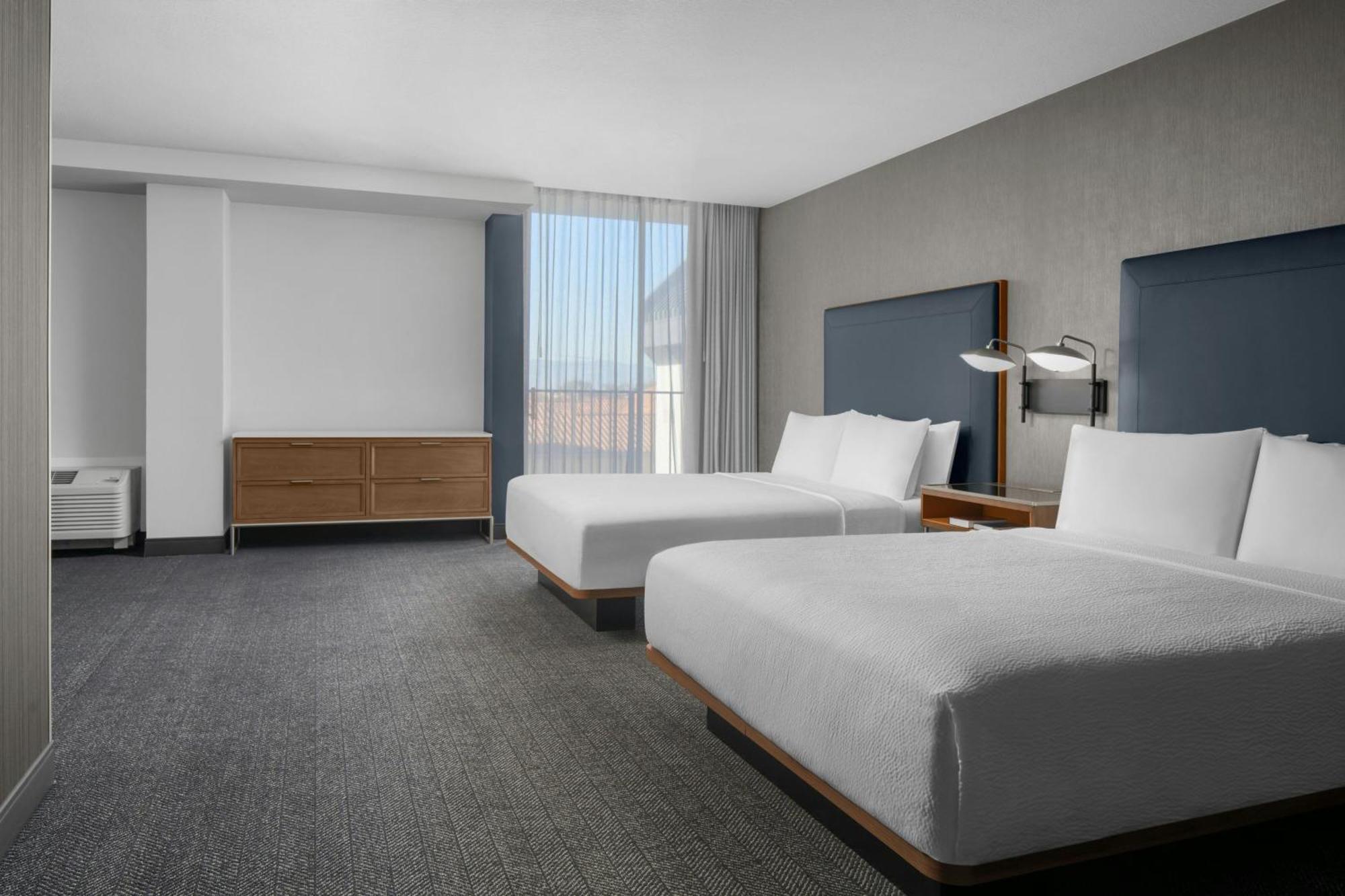 Hotel Courtyard San Jose Airport Exterior foto