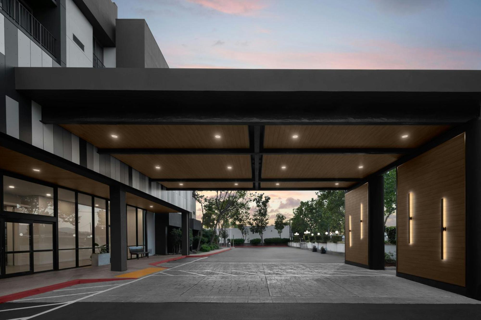 Hotel Courtyard San Jose Airport Exterior foto